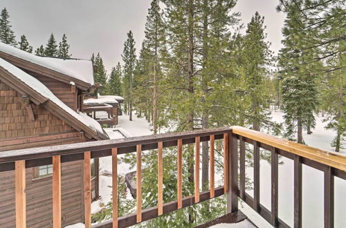 Photo 4 - Updated Tahoe Donner Cabin w/ Golf Course Views