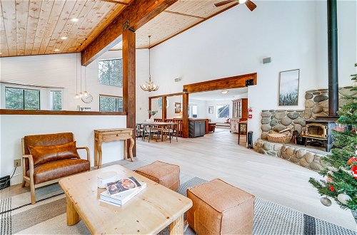 Photo 35 - Updated Tahoe Donner Cabin w/ Golf Course Views