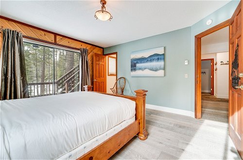Foto 11 - Updated Tahoe Donner Cabin w/ Golf Course Views