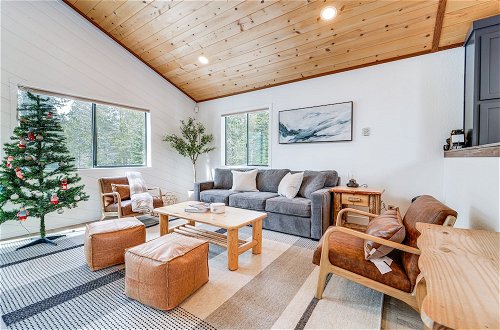 Photo 21 - Updated Tahoe Donner Cabin w/ Golf Course Views