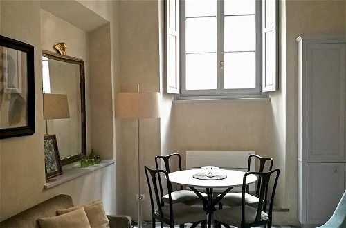 Photo 12 - Mezzo 46 in Firenze With 2 Bedrooms and 2 Bathrooms