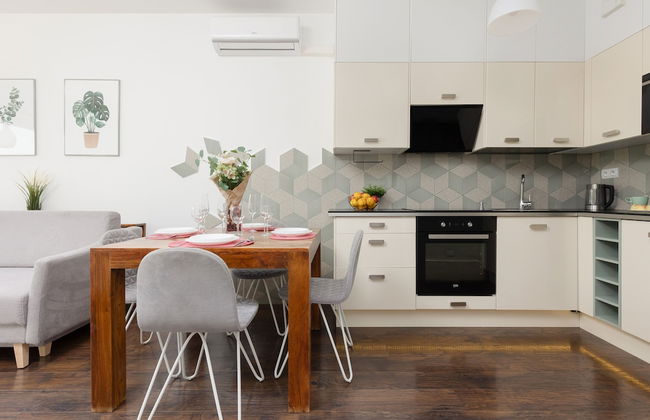 Bright Warsaw Apartment by Renters - Foto 24
