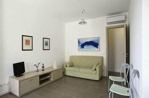 Foto 4 - Dolce Mare 5 - Large Balcony With Sea View - Wifi - A/C - Next to the Beach