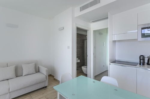 Photo 12 - Stunning Capo Falcone Charming Apartments, 1 Bed Comfort Apt Sleeps 4