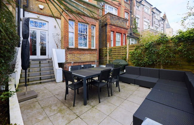 The Clapham Crib - Spacious 4bdr House With Patio - Foto 26