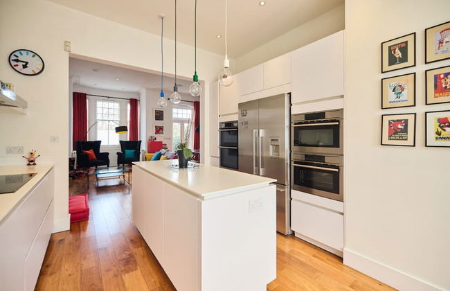 The Clapham Crib - Spacious 4bdr House With Patio - Foto 31