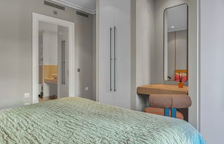 Photo 2 - Capacious Two bed Apt in Canary Wharf