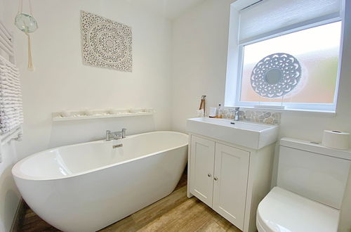 Photo 12 - Captivating 2-bed Cottage in Roker Sunderland