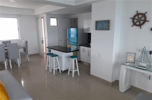 Foto 46 - 2 Bedroom Beachfront Apartment 2p1-al2 With Pool And Wifi