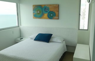 Photo 2 - 2 Bedroom Beachfront Apartment 2p1-al4 With Pool And Wifi