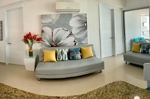 Photo 26 - 2 Bedroom Beachfront Apartment 2p1-al2 With Pool And Wifi