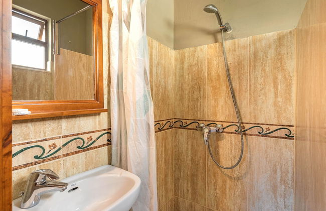 Ta Lucija 2 Bedroom Villa With Private Pool - Photo 16