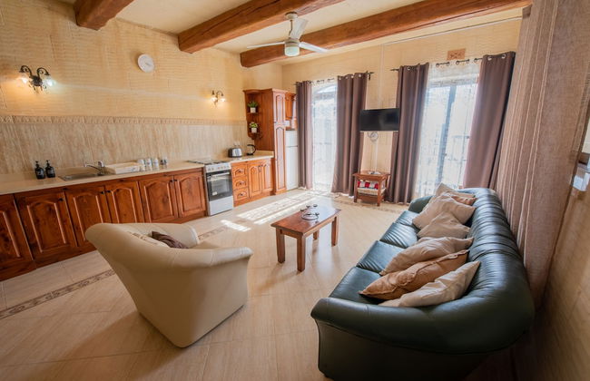 Ta Lucija 2 Bedroom Villa With Private Pool - Photo 28