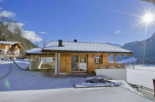 Photo 11 - Cozy Chalet with 4 Bathrooms near Königsleiten