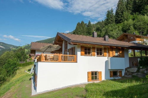 Photo 1 - Cozy Chalet with 4 Bathrooms near Königsleiten