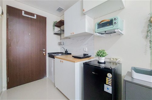 Photo 4 - Simply And Cozy Living Studio Transpark Bintaro Apartment