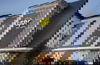 Foto 1 - stayAPT Suites Port Arthur