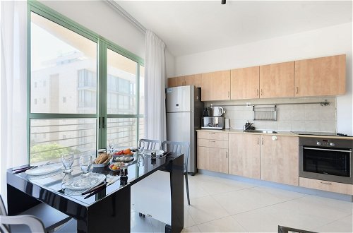 Photo 11 - Newly Renovated Apartment in Tel Aviv