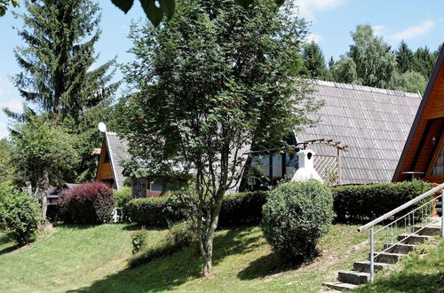 Photo 8 - Wooden Chalet with Terrace near Swimming Lake