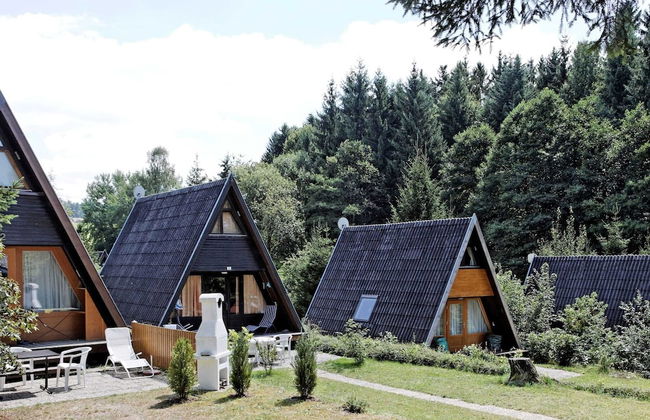 Wooden Chalet With Terrace Near a Swimming Lake - Foto 1
