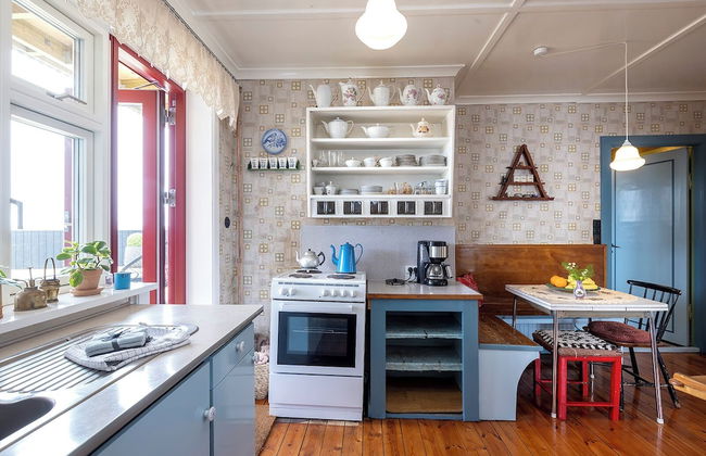 Downtown - Retro Decor - Stunning Views - Terrace - Photo 12