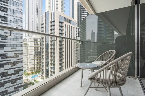 Photo 19 - Elegant Apartment Amidst Vibrant Area with Balcony