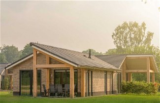 Foto 1 - Attractive Bungalow with Covered Terrace near Veluwe