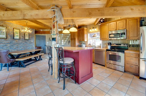 Photo 18 - Bayfield Cabin w/ Striking Mountain View & Hot Tub