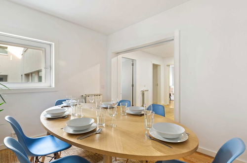 Photo 8 - Beautiful 2 Bedroom Apartment in Bairro Alto