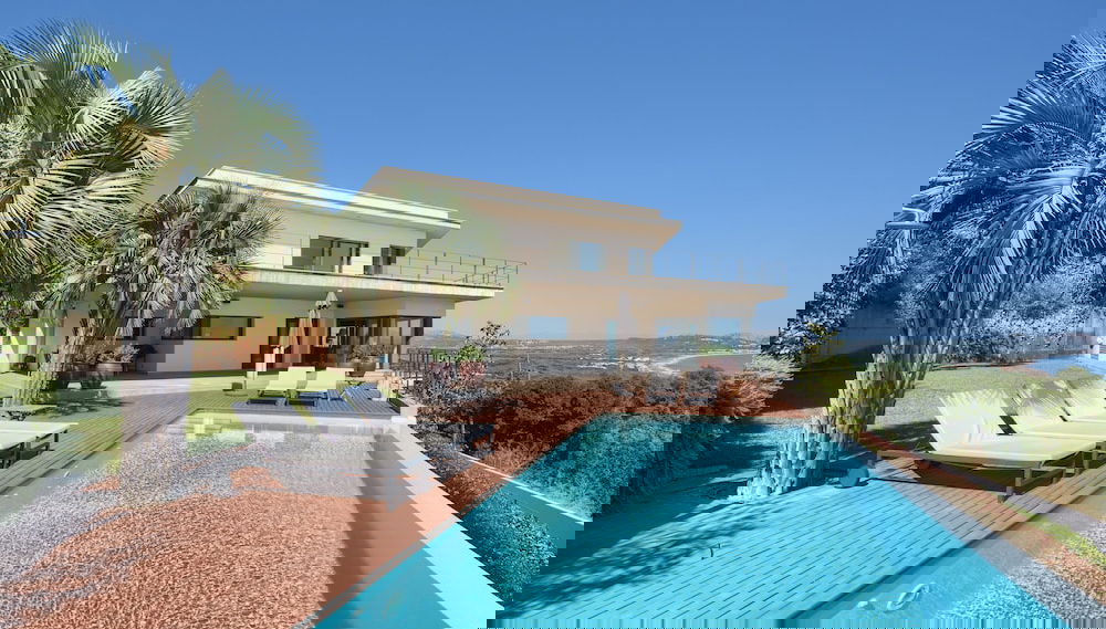 Primary image