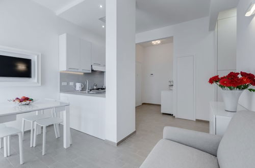 Foto 11 - Trastevere White Apartment