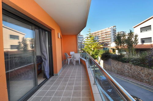 Photo 11 - Apartment Ilia Costa Brava