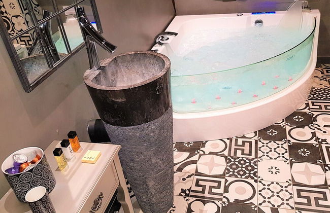 Le 1615 - Luxe et Spa - Photo 14