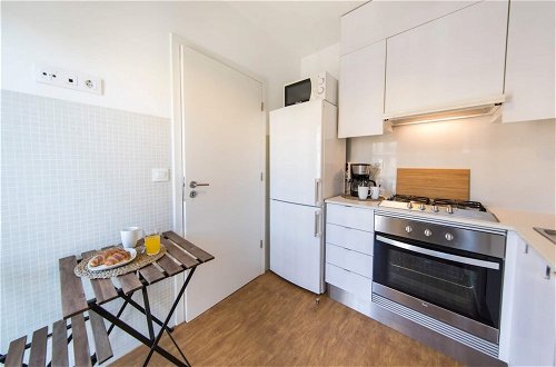 Photo 10 - Comfortable Apartment in Campo Pequeno