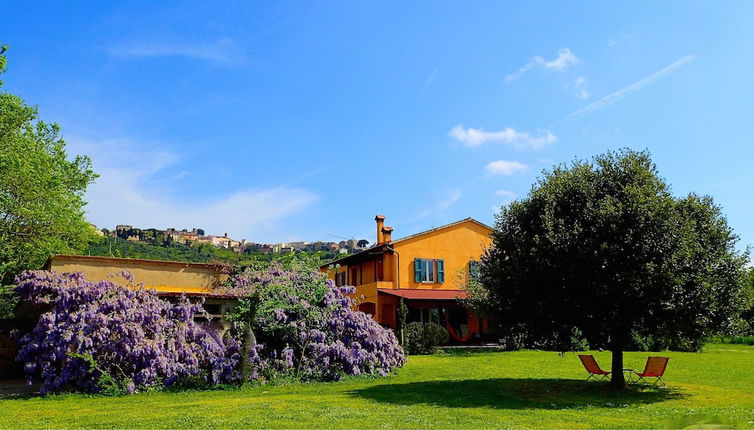 Photo 1 - La Casa Toscana - Apt Castello 7 km by the sea