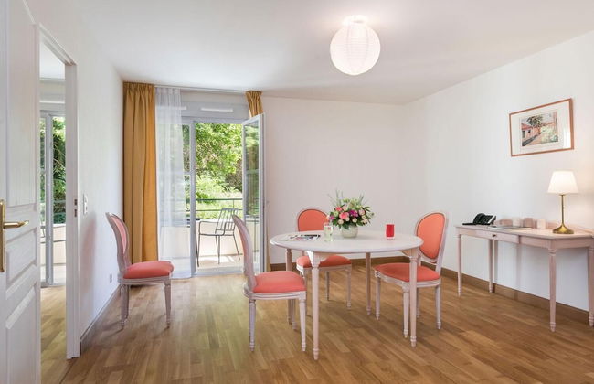 Home Médicis Les Petites Roches - Foto 8