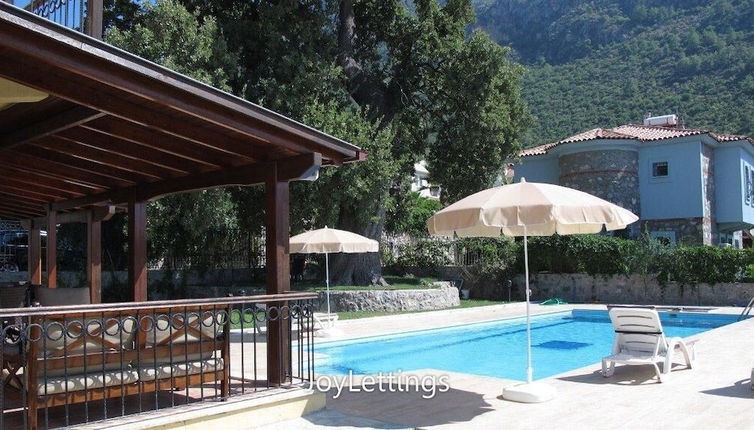 Photo 1 - Villa FT11 by JoyLettings