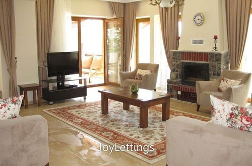 Foto 8 - Villa FT11 by JoyLettings