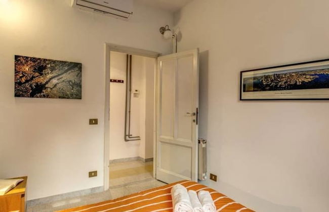 Monti Coliseum 3 bedroom 2nd floor - Photo 13