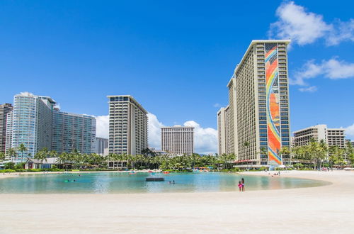 Photo 25 - Ilikai Tower One Bedroom Lagoon View Waikiki Condos With Lanai & Free Wifi