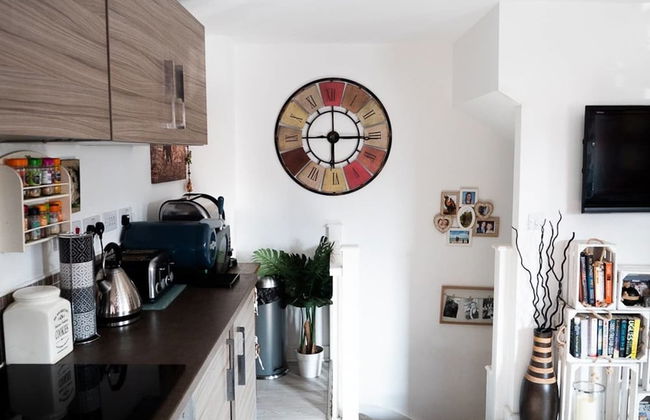 Modern Canalside City Townhouse - Parking & Garden - Foto 7
