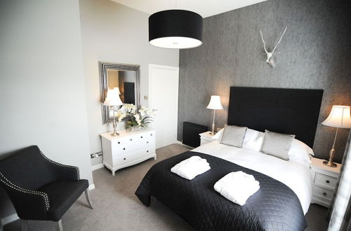 Photo 13 - Stirling Luxury Apartments