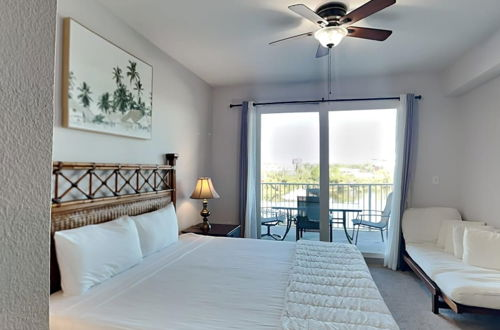 Foto 33 - Laketown Wharf Resort by Southern Vacation Rentals
