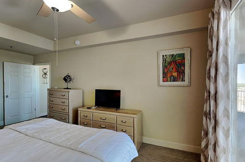 Photo 19 - Laketown Wharf Resort by Southern Vacation Rentals