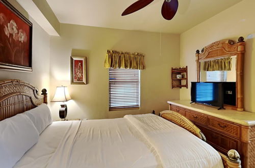 Foto 13 - Laketown Wharf Resort by Southern Vacation Rentals