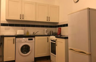 Photo 3 - Two Bedroom Apartment Roath Park Cardiff