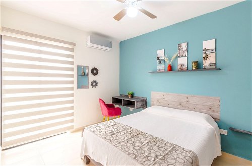 Foto 11 - Breezy & Bright Full Apartment