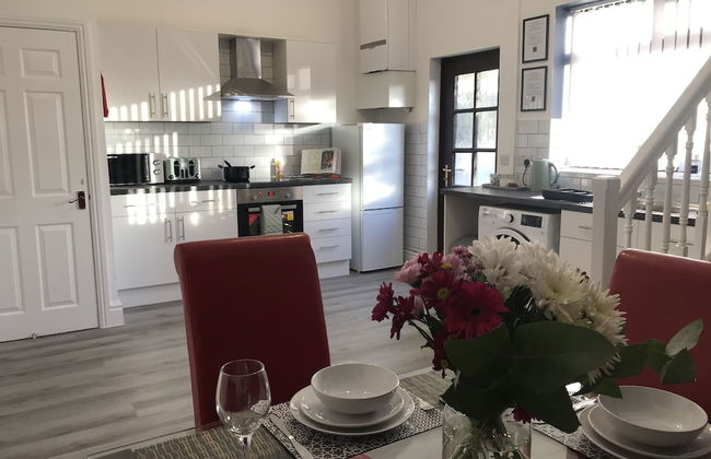 Stylish 3-bed Preston Home for Relaxing Comfy Stay - Foto 1
