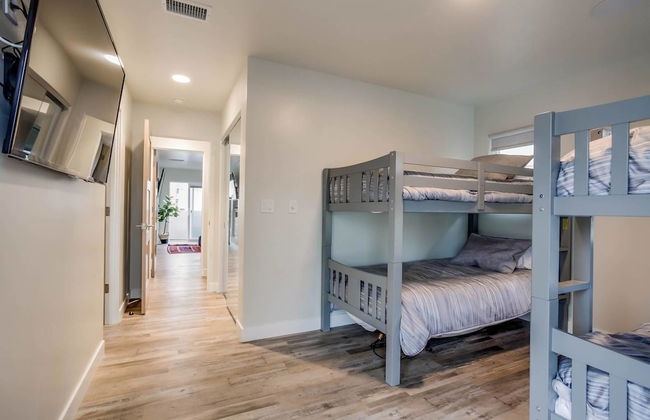 Brand NEW - Bay View Beach House - Houses for Rent in San Diego - Photo 4