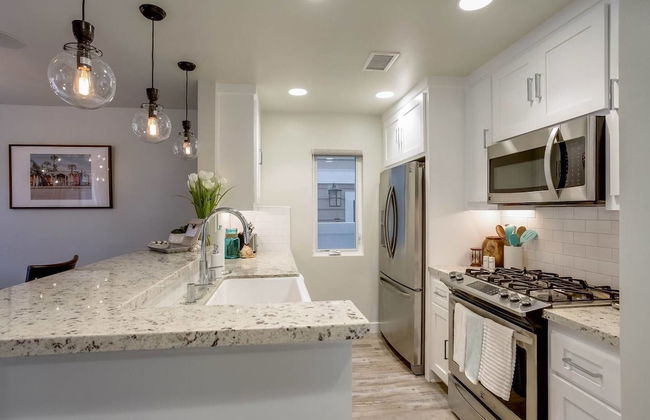 Brand NEW - Bay View Beach House - Houses for Rent in San Diego - Photo 17